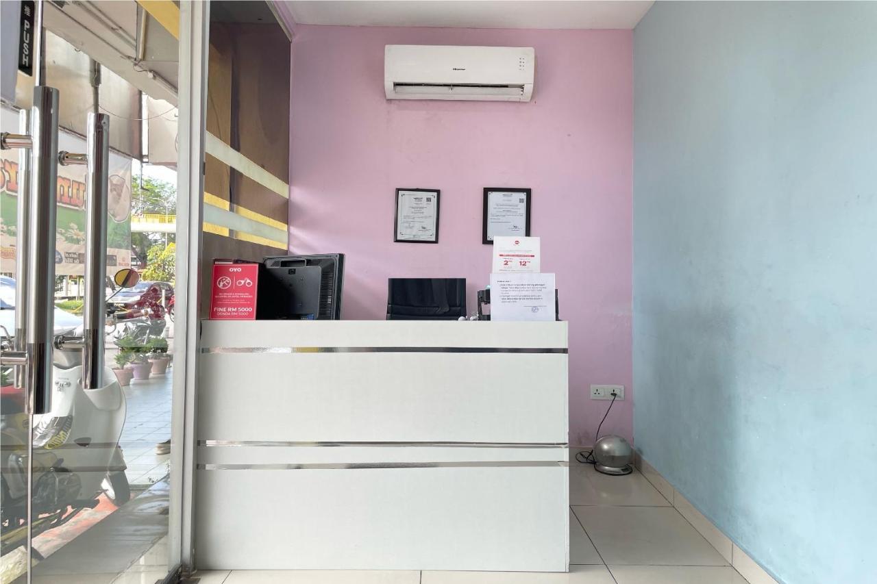 Oyo 90334 Mawlaya Hotel Bayan Lepas Zewnętrze zdjęcie