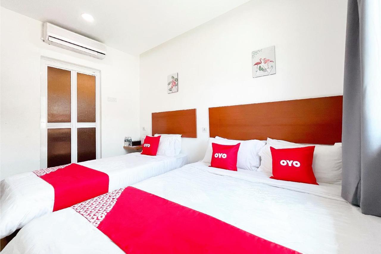 Oyo 90334 Mawlaya Hotel Bayan Lepas Zewnętrze zdjęcie