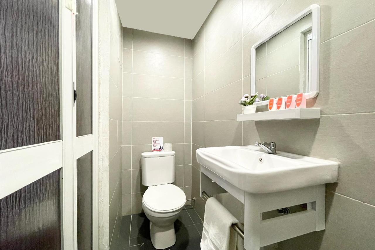 Oyo 90334 Mawlaya Hotel Bayan Lepas Zewnętrze zdjęcie